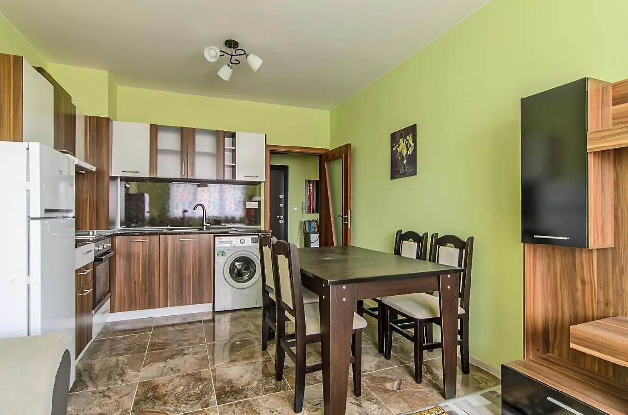 Apartment Sanik Varna 0*,