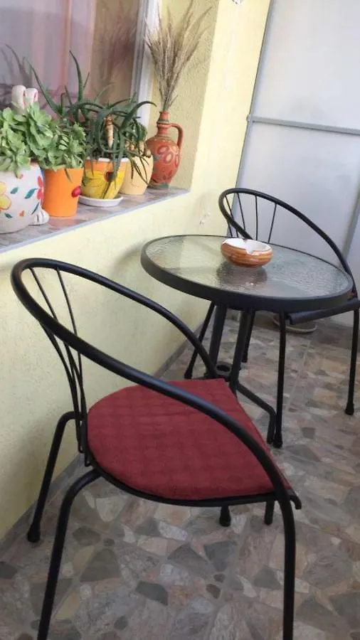 Apartment Sanik Warna