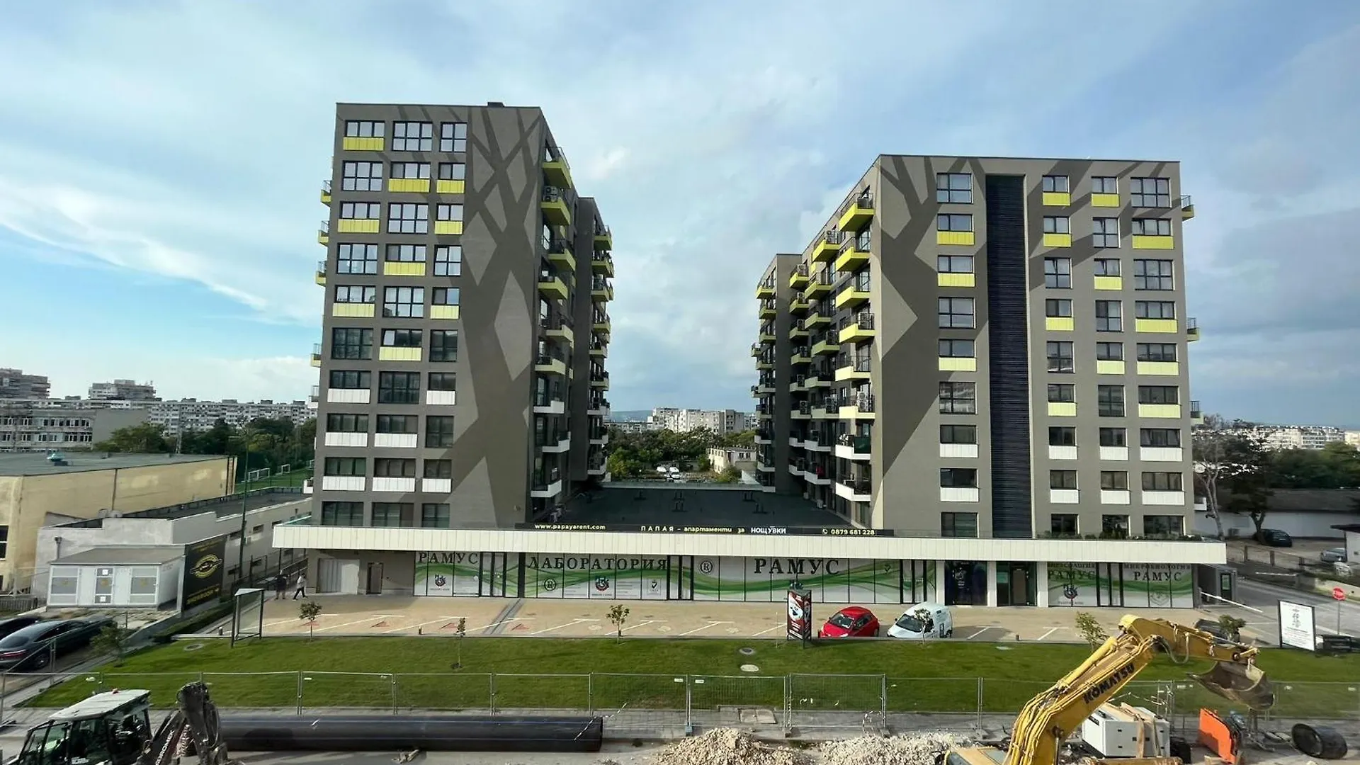 Apartment Sanik Warna
